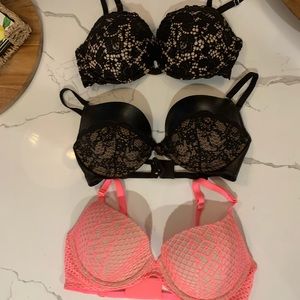 34D bras from Victoria secret